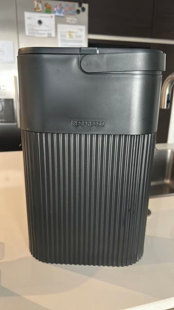 Nespresso recycle container