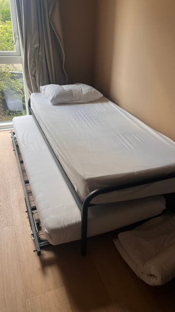 Logeerbedden, onderschuifbed