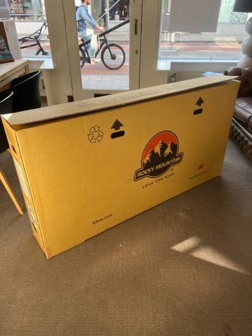 Fietsdoos, gratis af te halen.