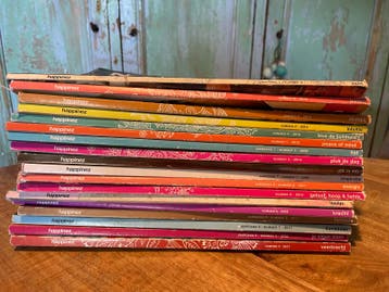 18 Happinez tijdschriften, voornamelijk uit 2015