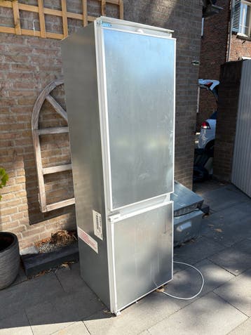 Siemens koelkast inbouw - gratis af te halen