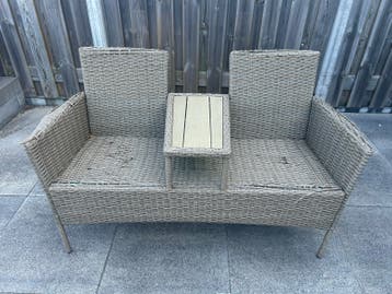 GRATIS - Jysk lounge bankje met gebruikssporen