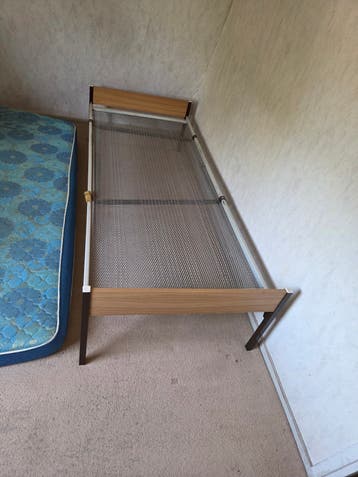 2x 1 persoonsbed gratis af te halen.