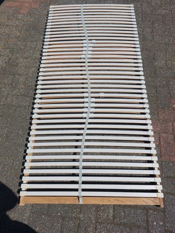 Lattenbodem 90x200 cm - Gebruikt, niet verstelbaar  GRATIS