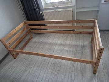Houten bedframe - Eenpersoonsbed