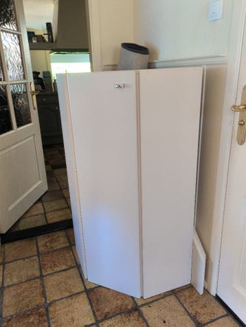 Hoekkast badkamer gratis