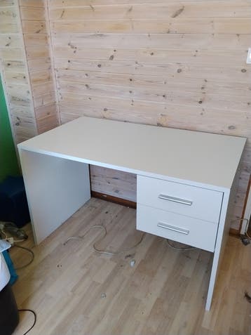 wit buro 118*67 cm