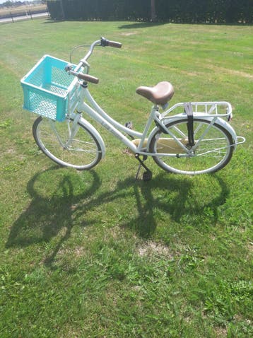 Gratis meisjesfiets Cortina 24 of 26 inch