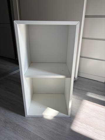 GRATIS - IKEA vakkenkastje wit