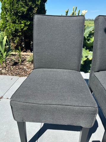 Set van 3 donkergrijze eetkamerstoelen