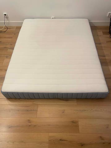 Matras VALEVÅG IKEA