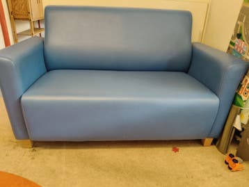 gratis af te halen bank 150 cm breed diep 76 cm ophalenBREDA