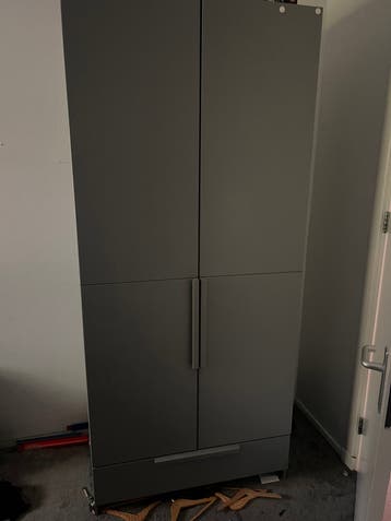 Kleding kast gratis