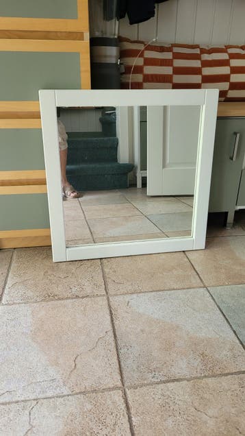 Gratis houten, vierkante spiegel
