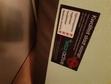 GRATIS GRATIS traagschuimmatras 2 stuks 90 x 200 matrassen