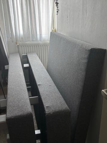 Grijs tweepersoons boxspring bed