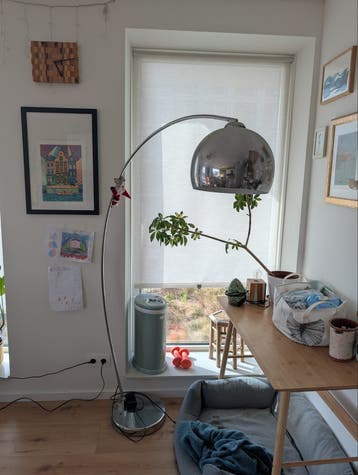 Booglamp met metalen kap - Stijlvolle vloerlamp