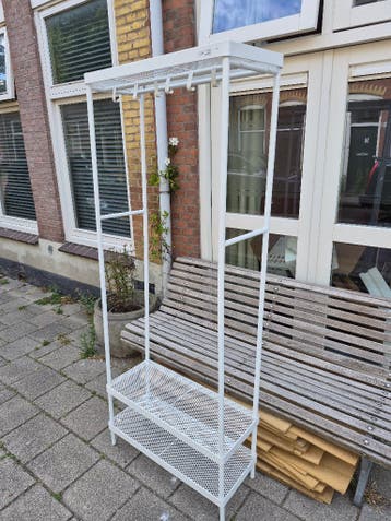 GRATIS kapstok. Vandaag op te halen