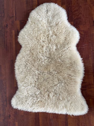 Kleedje van ongeveer 80cm lang gratis op te halen