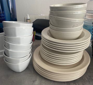 Gratis bordenset emile henry en/of witte kommetjes
