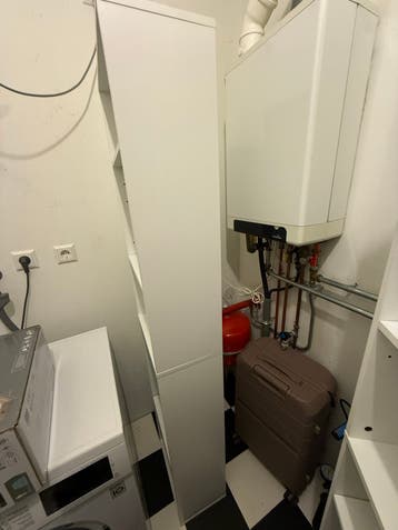 2 open kasten met vakken, 180x40 cm - GRATIS