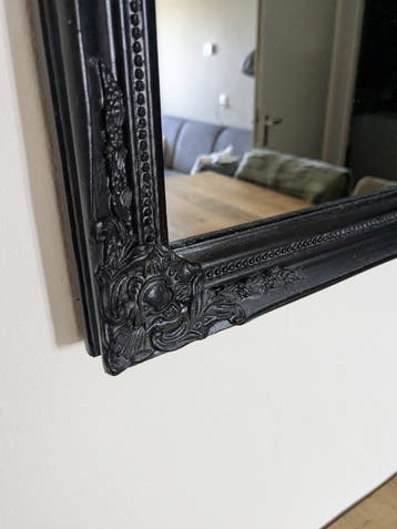 Spiegel met bruine lijst,106x76 cm - Gratis af te hale