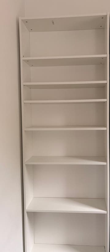 Twee billy boekenkasten met opzetstuk (extra hoog)