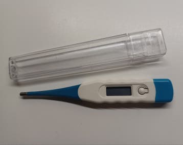 Gratis Digitale koortsthermometer (batterij te vervangen)
