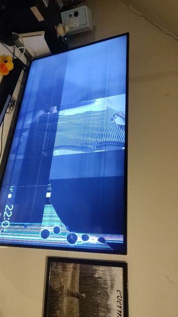 tv, stuk.  handig voor onderdelen