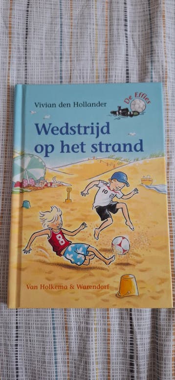 De Effies: Wedstrijd op het strand - Vivian den Hollander