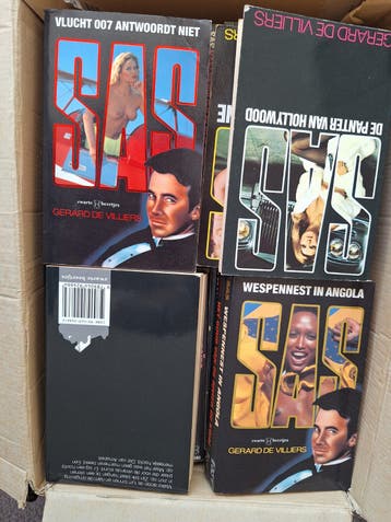 Hele doos vol SAS boeken van Gerard de Villiers