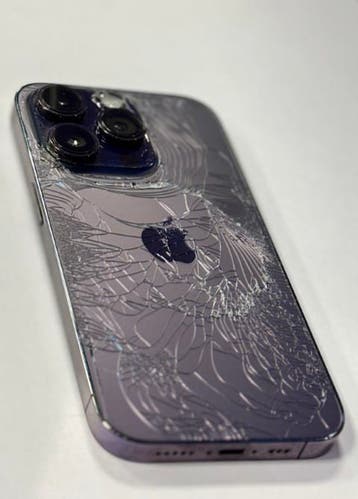 Gezocht: Gratis oude en kapotte telefoons voor hobby/verkoop