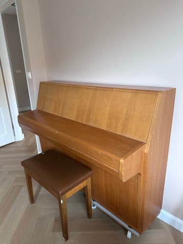 Fritz Kuhla Piano met krukje - Gebruikt