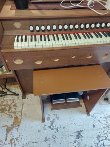 Mooi traporgel/harmonium - Vintage instrument