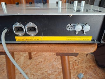 Gezocht haakse dinplug dynacord