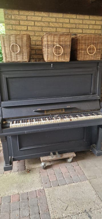Gratis piano als decoratie - zelf tillen