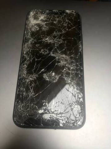 Gratis defecte telefoons gezocht
