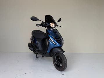 GEZOCHT: Piaggio Zip Scooter