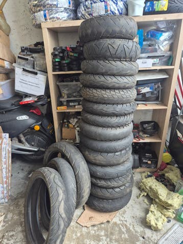 Grote partij gebruikte scooterbanden