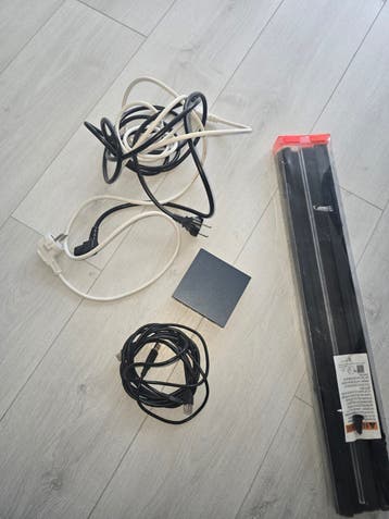 Diverse kabels en accessoires