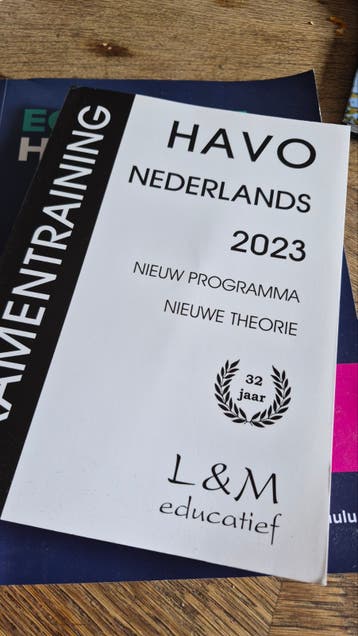 HAVO Nederlands Examentraining 2023 L&M Educatief