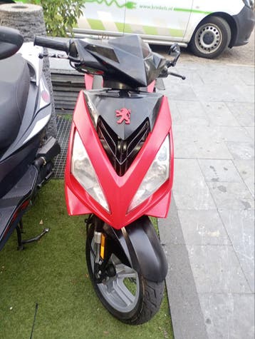 GEZOCHT: Peugeot Speedfight 3 onderdelen (50cc-70cc)
