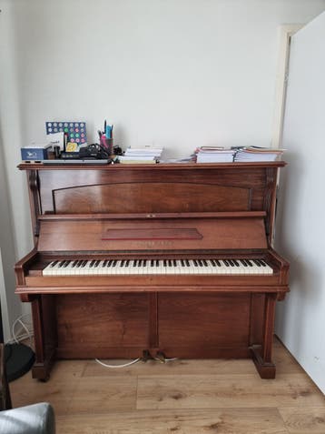 Antieke houten piano - Goed onderhouden