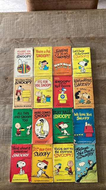 USA paperback / Snoopy by M. Schultz