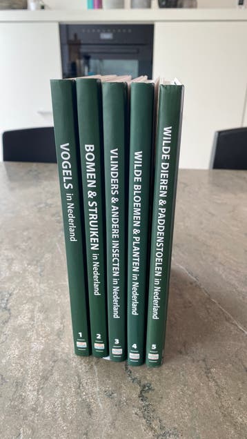 5 boeken postcode loterij