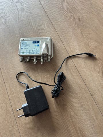 Technetix FRA-752/N retourgeschikte versterker