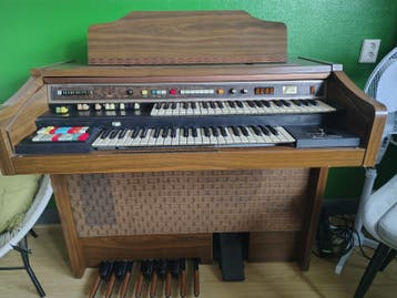 Hammond-orgel voor de handige liefhebber - Gratis ophalen