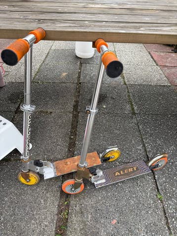 Twee gebruikte steps - ideaal voor kinderen