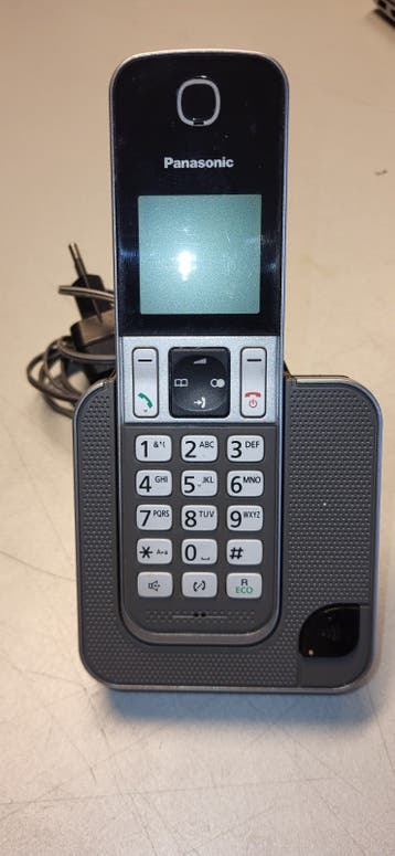 Panasonic draadloze telefoons met basisstation (2 stuks)