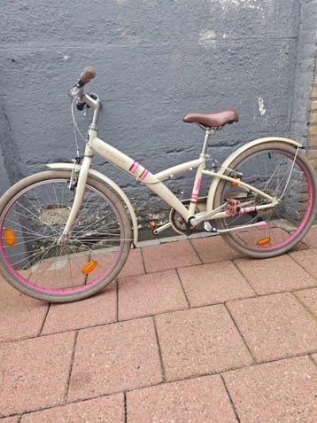 B'Twin Poply 500 Meisjesfiets 24 inch
